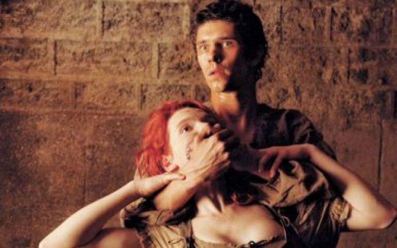 Iz TV-sporedov: nedelja, 1. januarja