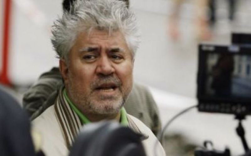 Pedro AlmodÃ³var tudi v gledališču