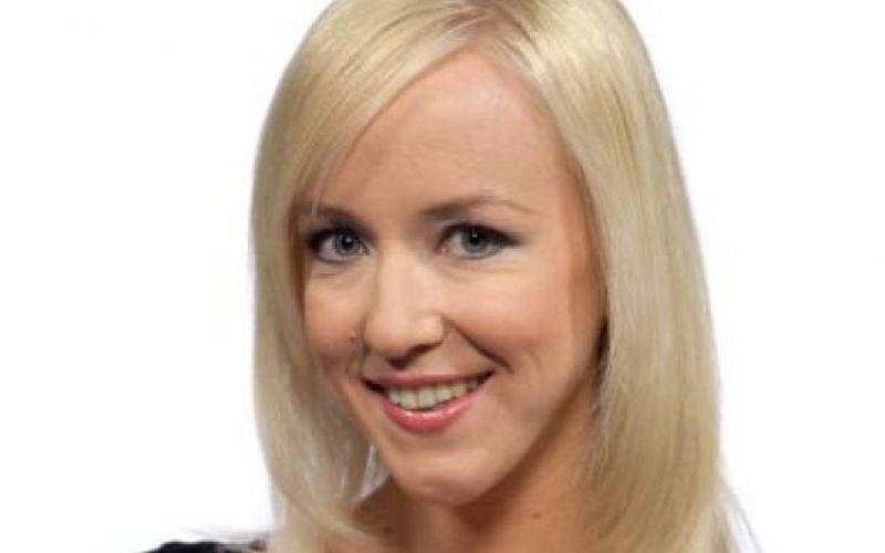 Ota Roš kot pojoča prostitutka