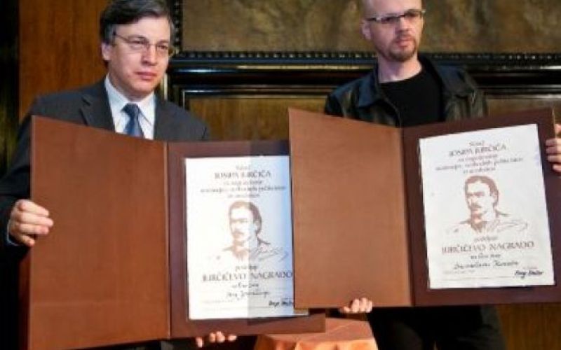 Nagrajena izjemna novinarja