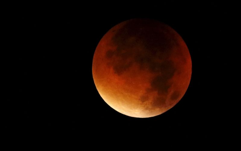 krvava luna1.jpg