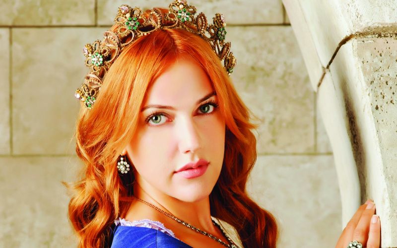 kviz_sulejmanka_Meryem Uzerli kao Hurem MC5.jpg