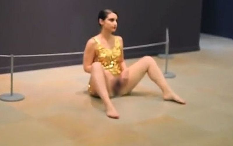 deborah de robertis.jpg
