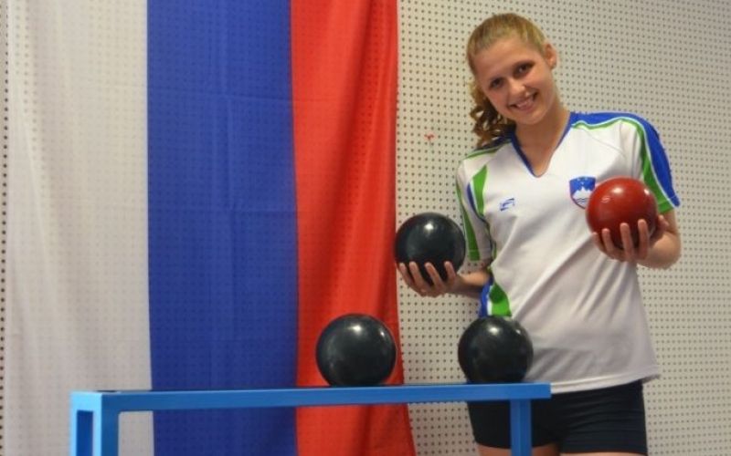 nika radelj.jpg