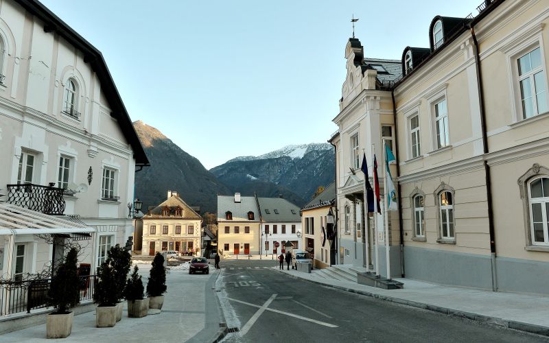 Bovec v turističnem smislu blesti poleti, zima je 'mrtva'.