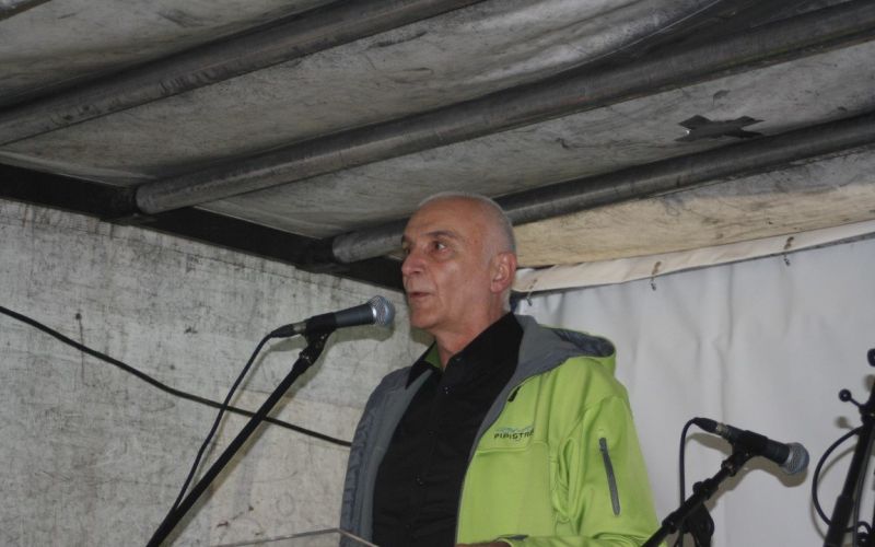 img5_000.jpg