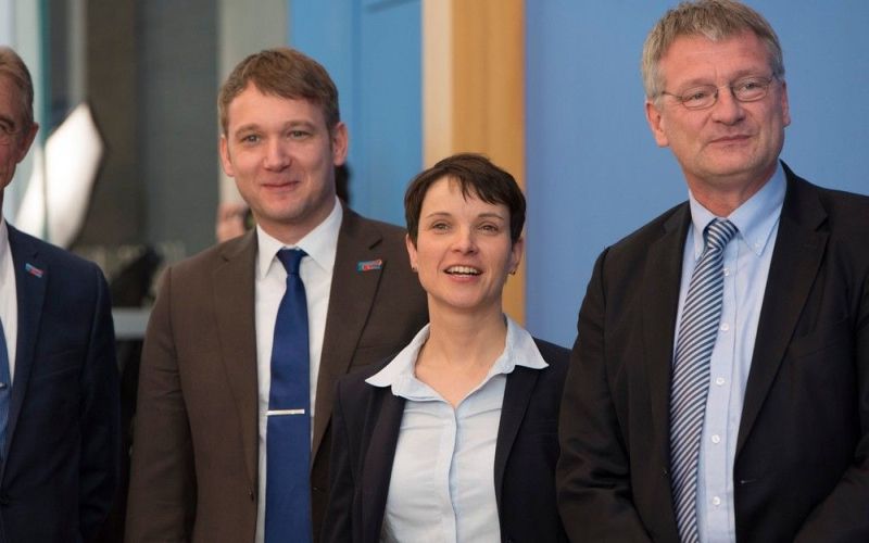 afd_vodstvo_stranke.jpg
