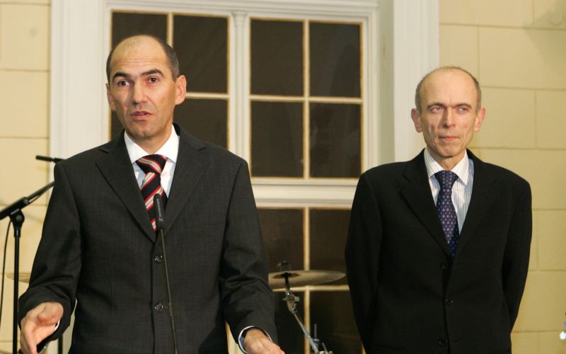 Janša skupaj z Drnovškom