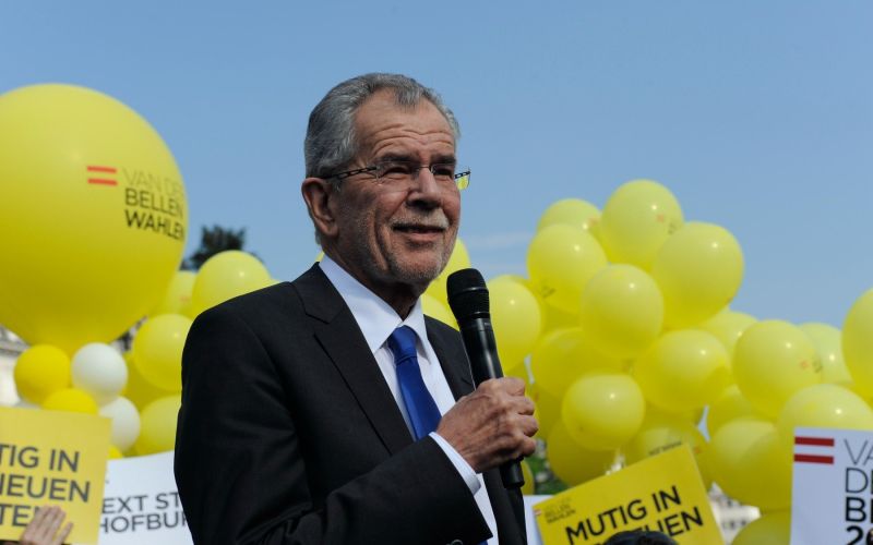 alexander van der bellen.jpg
