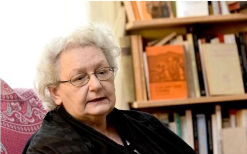 svetlana slapšak.jpg