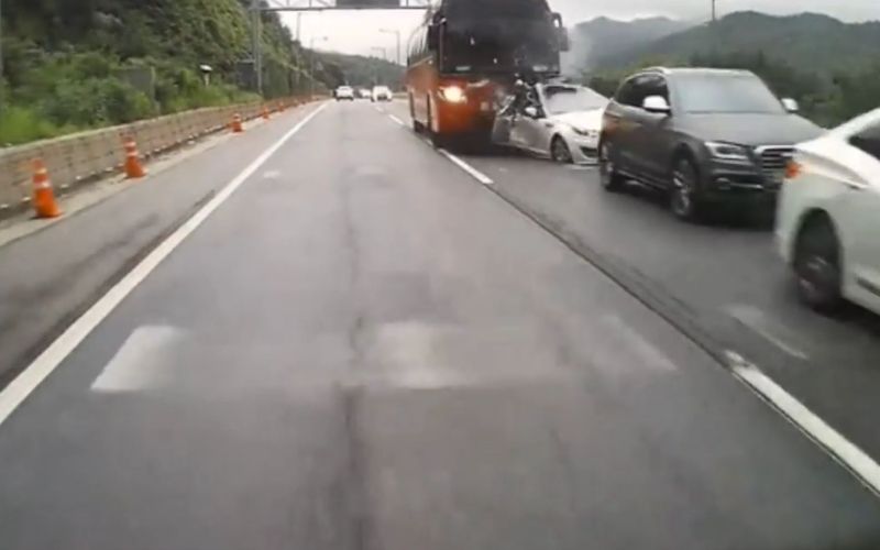 Avtobus.jpg
