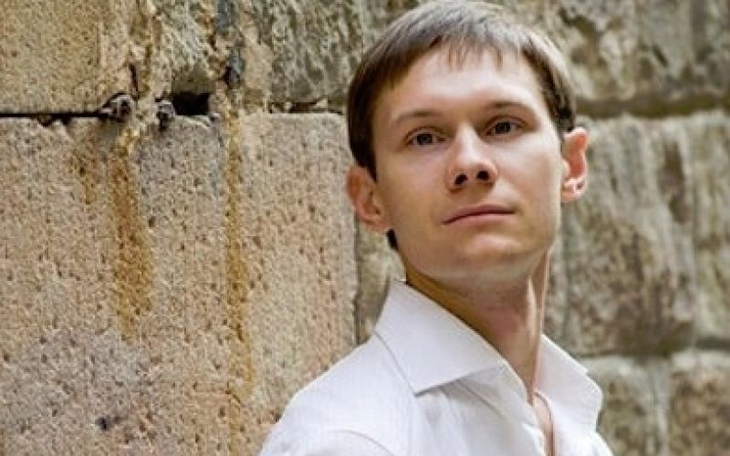 artem vaulin.jpg