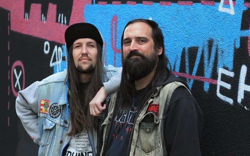 gl-Dirty Skunks-20cm.jpg