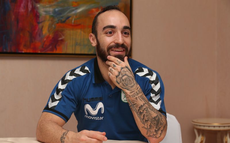 387-12-ricardinho (obrez) dw.jpg