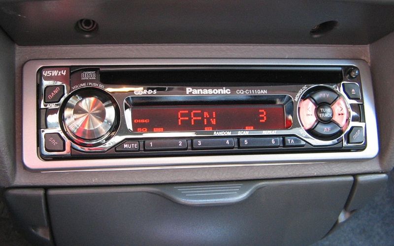 avtoradio, panasonic.jpg