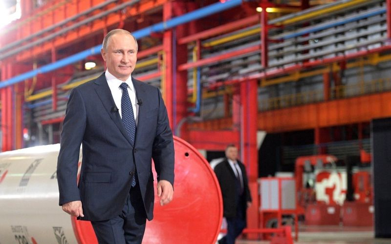 Vladimir Putin, tovarna, cevi, cevovod, Čelabinsk