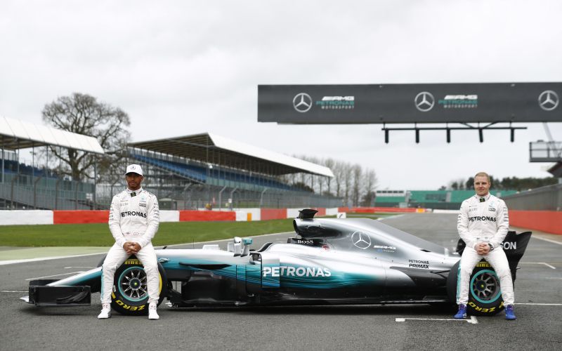 mercedes hamilton.jpg