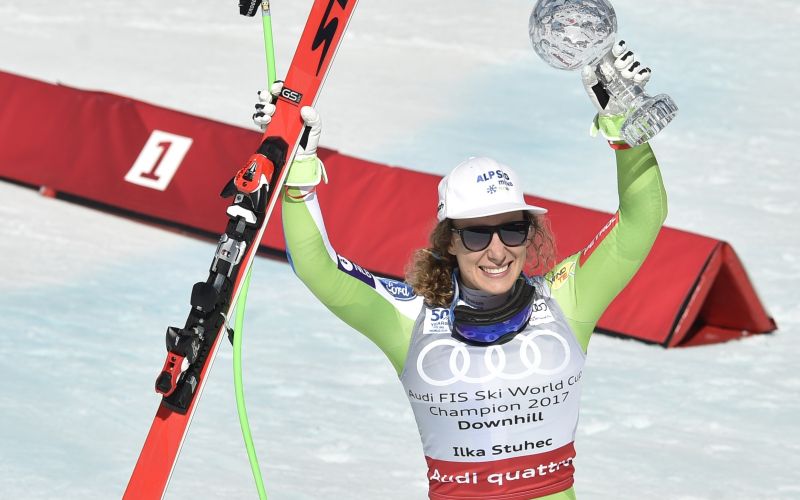 ilka stuhec re.jpg