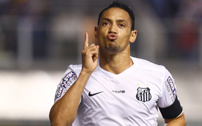 oliveira.jpg