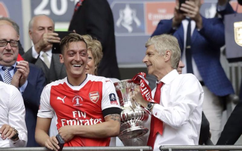 ozil.png