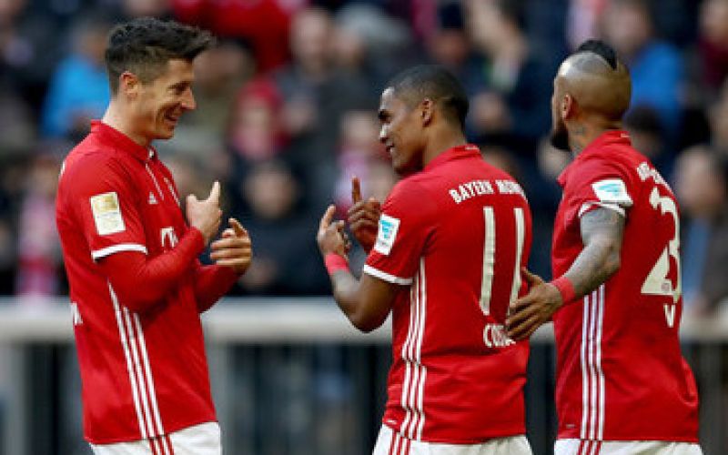 Douglas+Costa+FSv2yOVoymPm.jpg