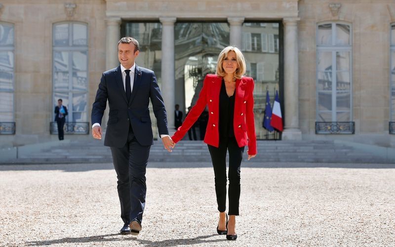 emmanuel-brigitte-macron_re.jpg