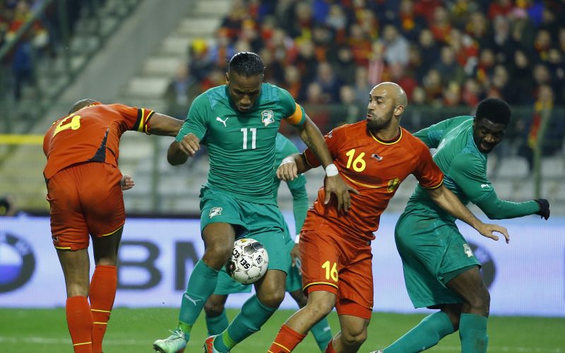 kolo toure drogba re.jpg