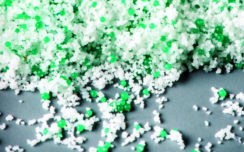 svetilnik microbeads.jpg