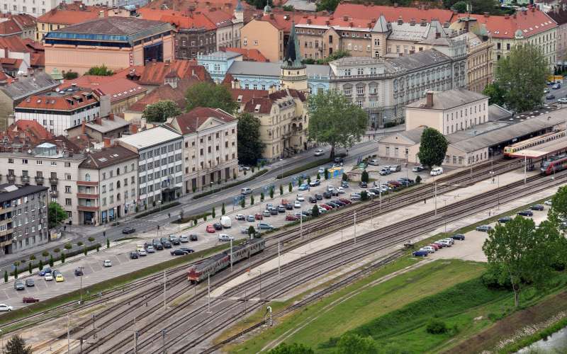 železniška postaja celje.jpg