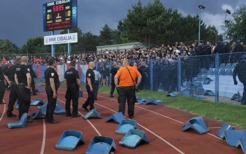 torcida cr.jpg