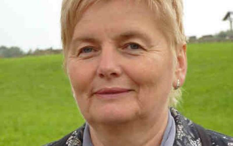 mojca_splet_2_1_ed.jpg