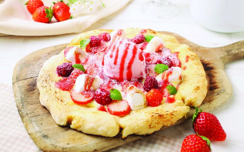 Erdbeeren-Pizza.jpg