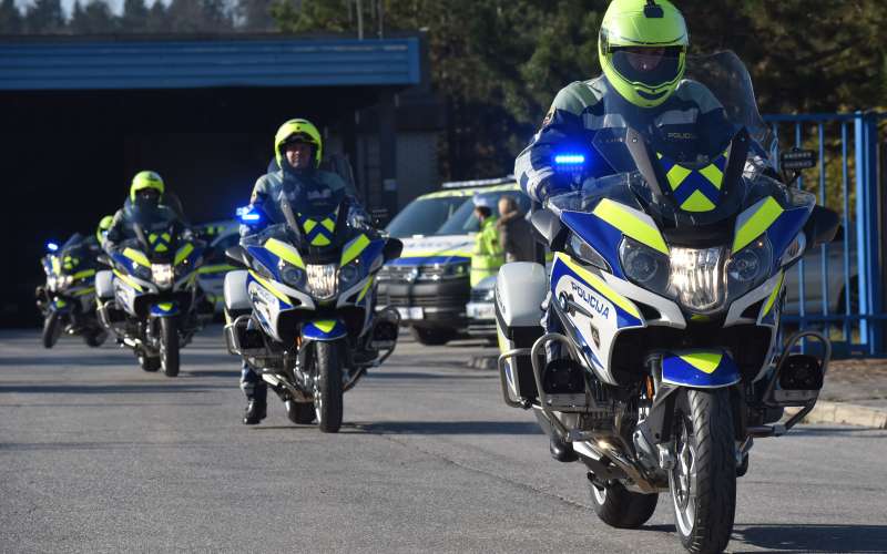 slovenska policija, motor, policisti