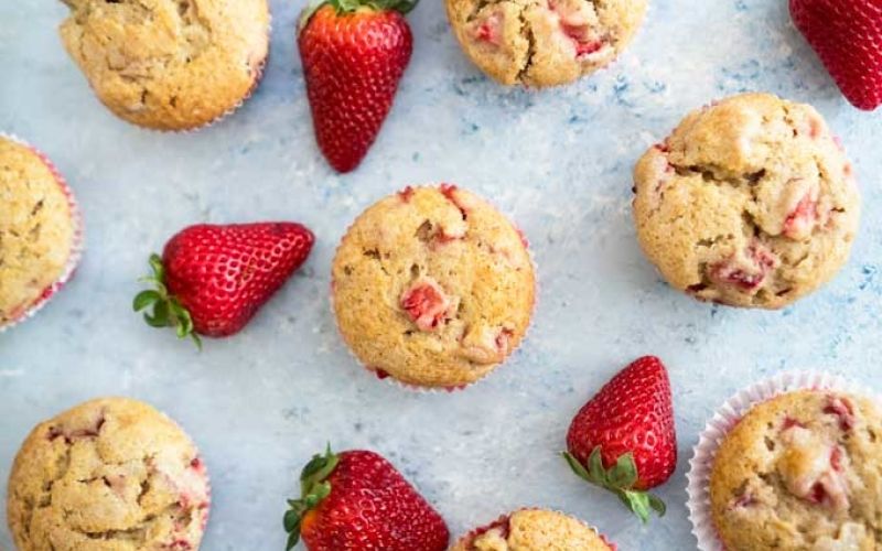 how-to-make-strawberry-muffins.jpg