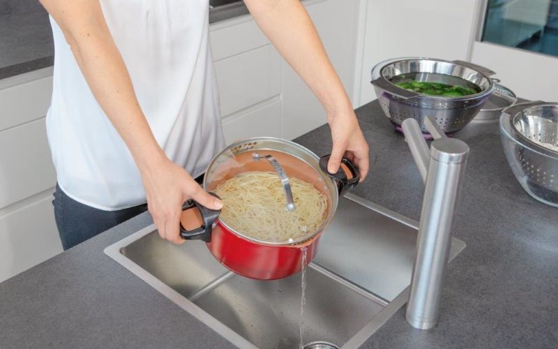 Livington_Copperline_PastaPot_06.jpg