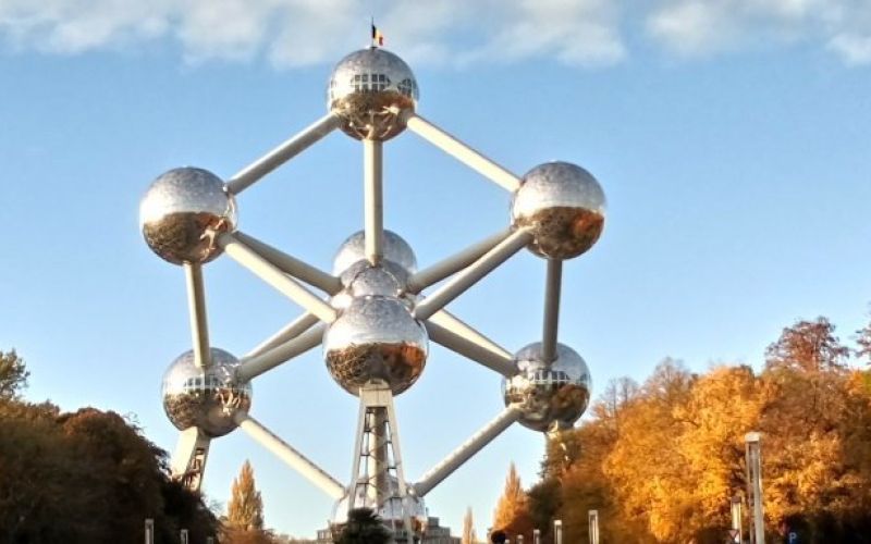 atomium.jpg