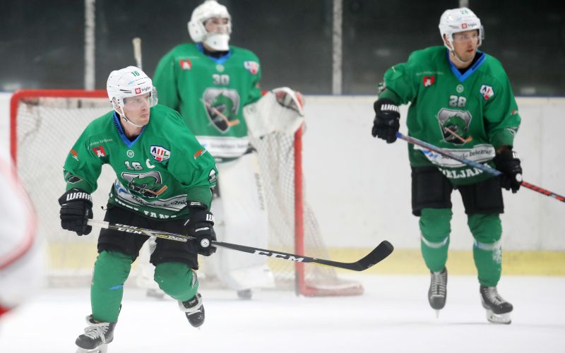olimpija hokej af.JPG