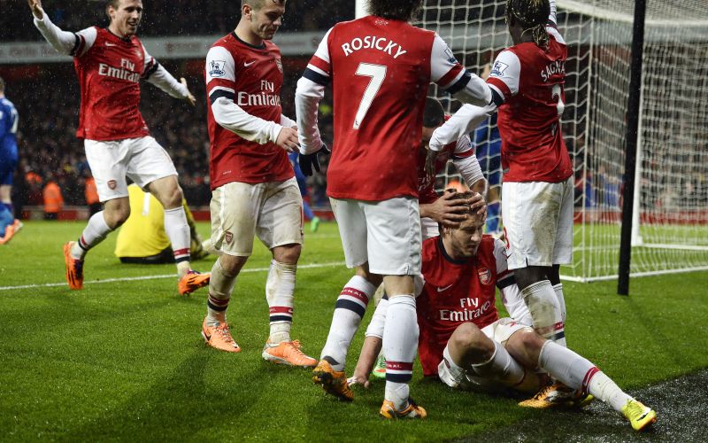 bendtner arsenal.jpg