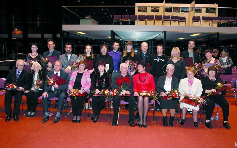 ljudjeodprtihrok1- foto Marko Vavpotic.jpg