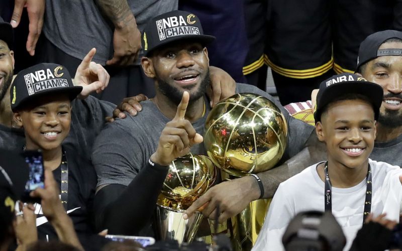 lebron-sons.jpg