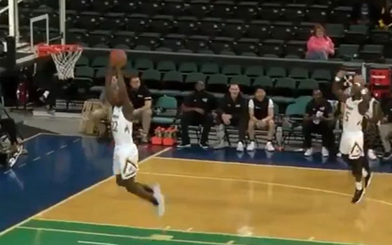 TowsonDunk.jpg