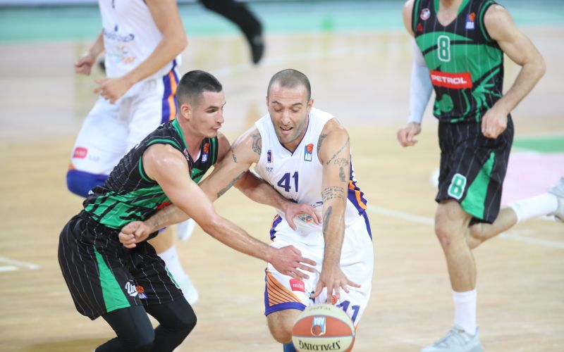 petrol olimpija mornar af.JPG
