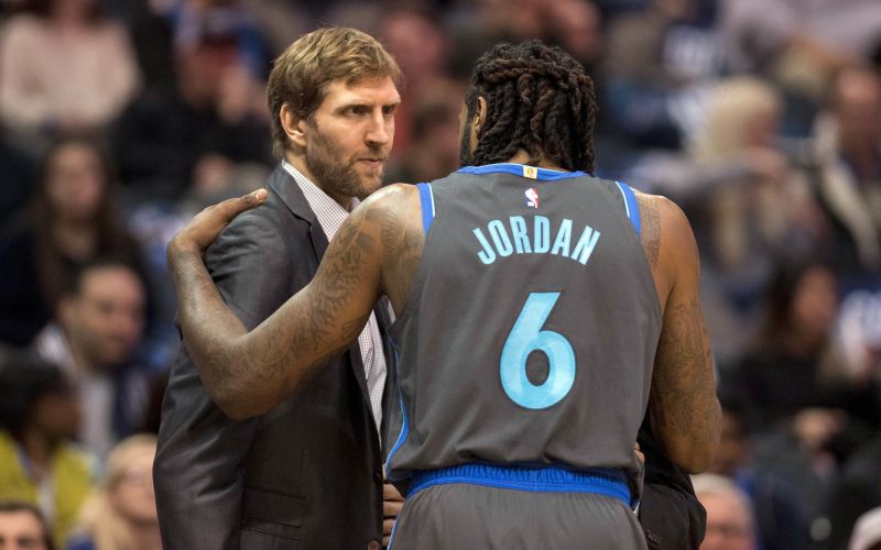 Dirk Nowitzki in DeAndre Jordan