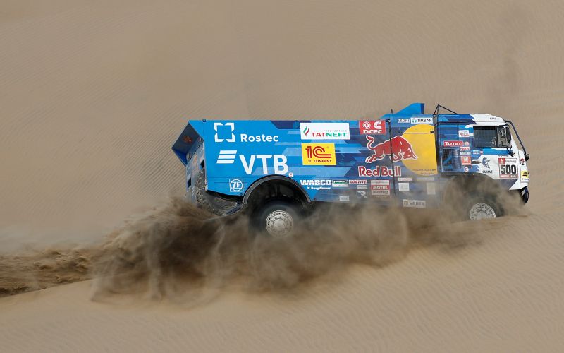 reli dakar kamaz.jpg