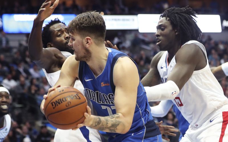 Luka Dončić in Patrick Beverley