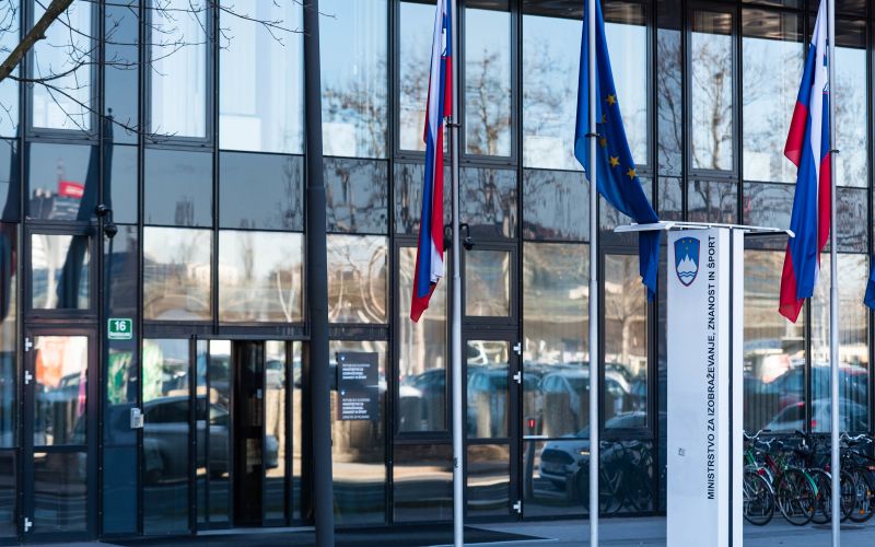 FOTO3 ministrstvo za izobraževanje, znanost in šport
