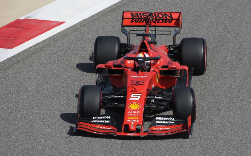 ferrari.jpg