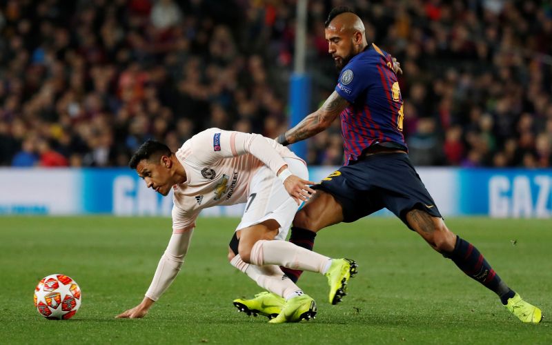 sanchez barcelona vidal manchester united re.jpg