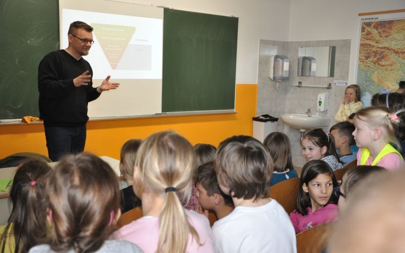 _zzzzzzzzlocevanje__1_.jpg