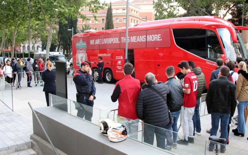 liverpool, navijači, barcelona.jpg